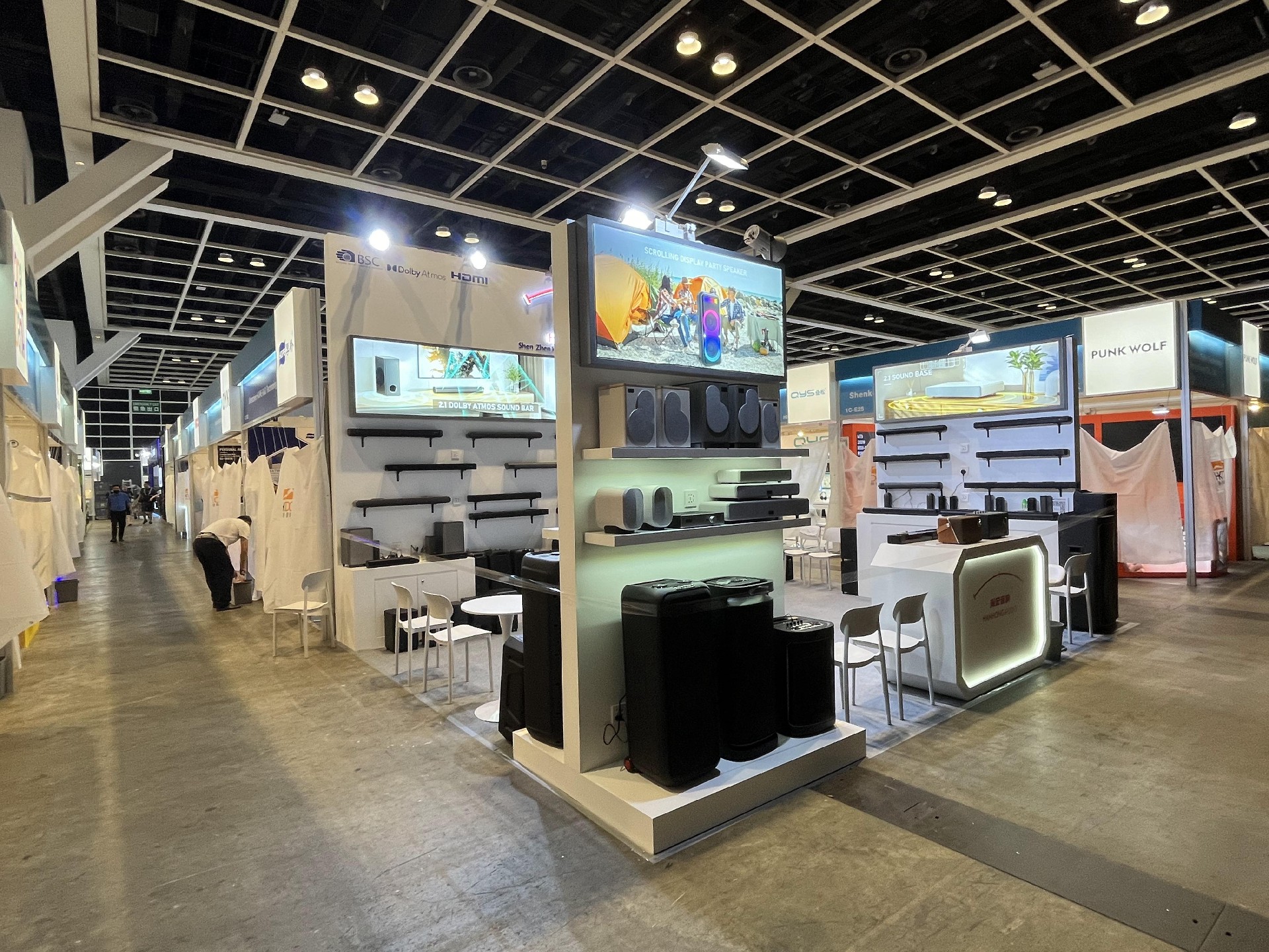 如何設(shè)計(jì)搭建獨(dú)具匠心的展臺